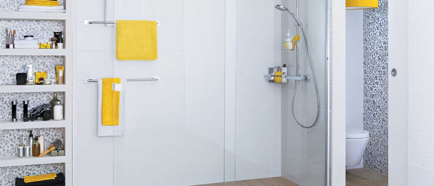 AKW INTERNATIONAL Cabine de douche à porte coulissante en angle